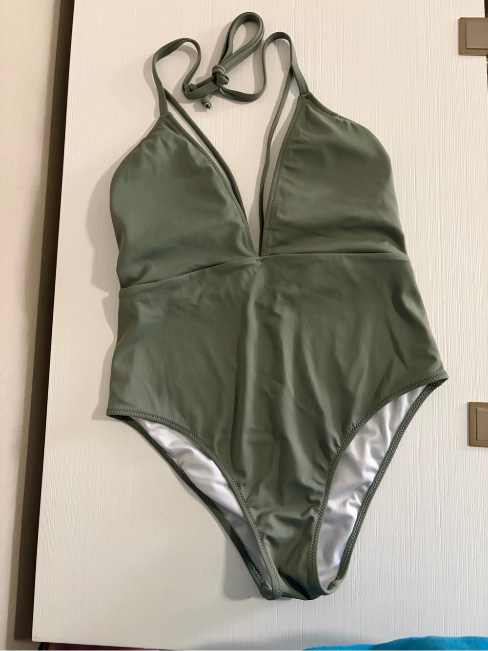 🌴☀️ PINK 🌴NWOT ☀️Victoria's Secret Olive Green Halter One-Piece Swimsuit🌴☀️